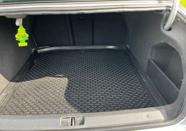 Volkswagen Passat CC cena 29900 przebieg: 222429, rok produkcji 2008 z Gniezno małe 211